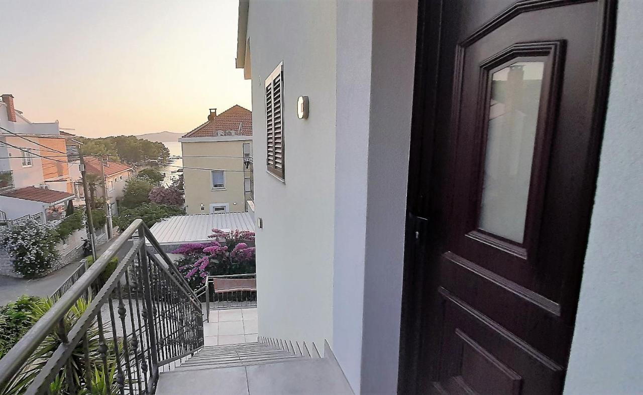Apartments Figos Trogir Exteriör bild
